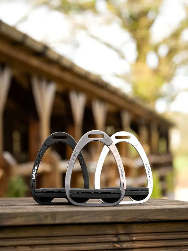 LeMieux Junior Vector Balance Stirrup Aluminium