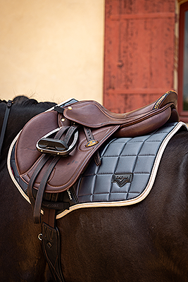 LeMieux Loire Classic Close Contact Square - Jay Blue