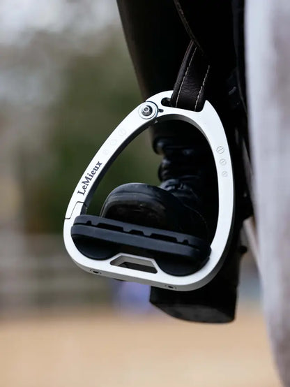 LeMieux Junior Vector Balance Stirrup Aluminium